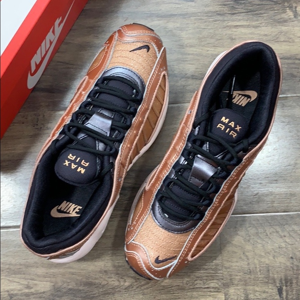 NIKE W AIR MAX TAILWIND IV - Picture 7 of 16
